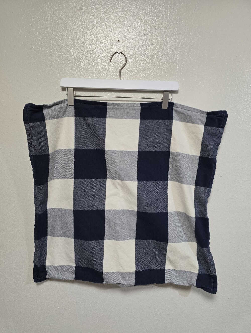 Pottery Barn Navy Buffalo Check Cotton Pillowcase 24" x 24"